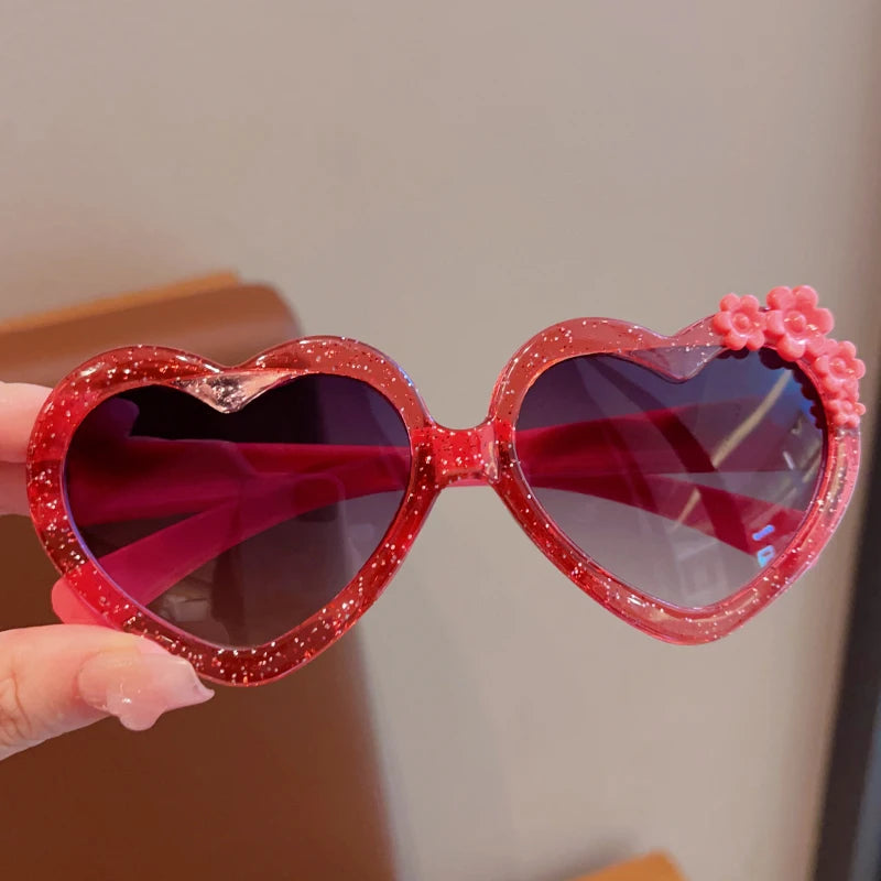 Baby Girls Cute Acrylic Heart Shape Flowers UV400 Sunglasses Children Outdoor Sun Protection Sunglasses Kids Sun Glasses
