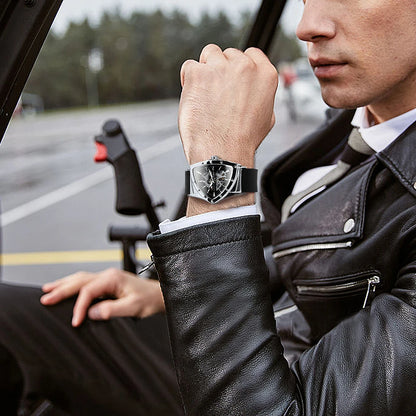 WINNER automatisk herreur, trekantet skeletdesign, selvlysende visere, gummiarmbånd, militærstil, luksuriøst mekanisk ur