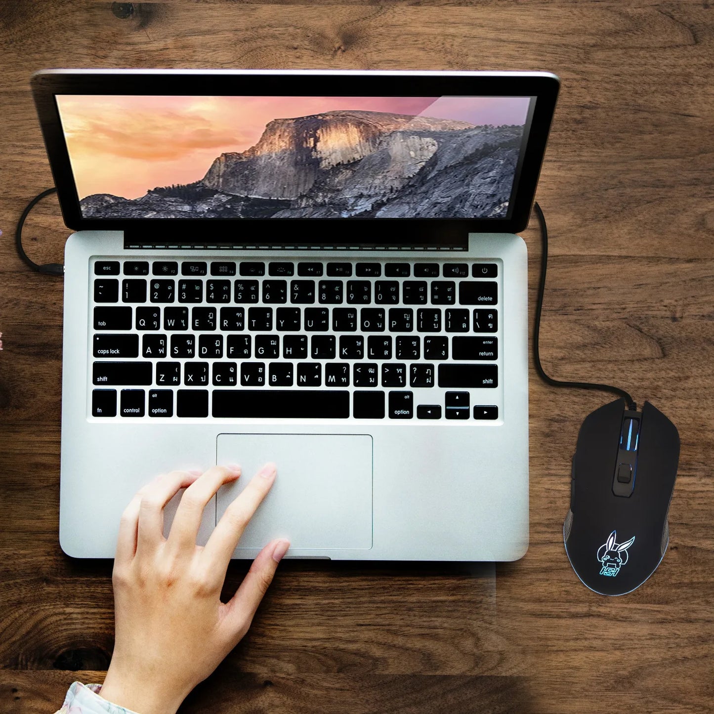 Barevná svítící myš USB-C se ztlumením pro notebooky s Type-C – herní myš