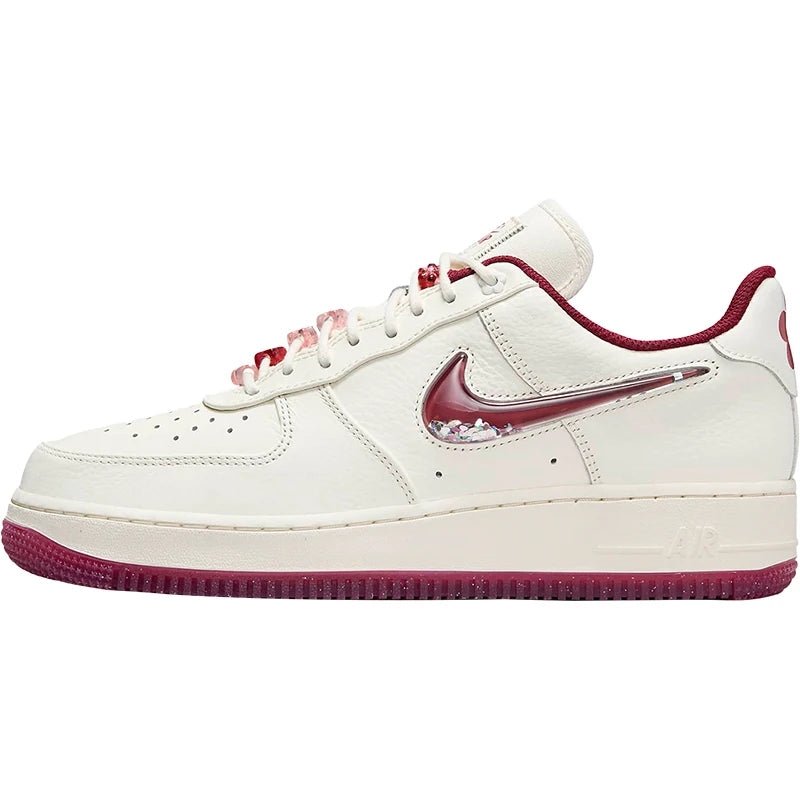 Baskets de sport résistantes Nike Air Force 1 pour femme à semelle surélevée FZ5068-161