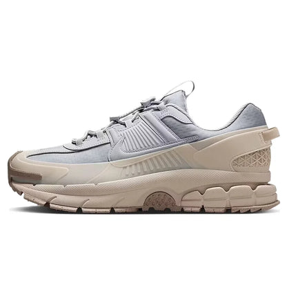 Nike Vomero 5 Roam : chaussures de course basses, confortables, antidérapantes et résistantes, pour l'entraînement, la ville et les trajets quotidiens HQ2181-006