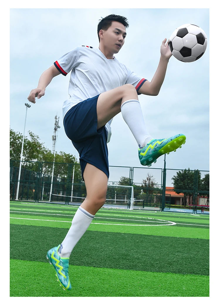 Chaussures de football pour hommes, antidérapantes, résistantes à l'usure, pour entraînement sur gazon, chaussures de football pour jeunes, chaussures de football légères pour homme
