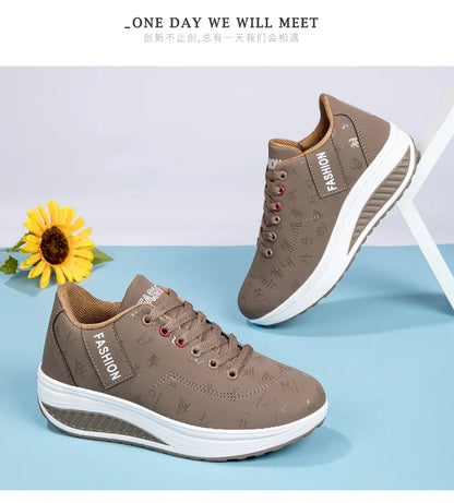 Women’s Outdoor Thick-Bottom Swinging Casual Shoes Fashion Platform Large 42 Flat-Bottom Walking Sports Shoes Walking and Running