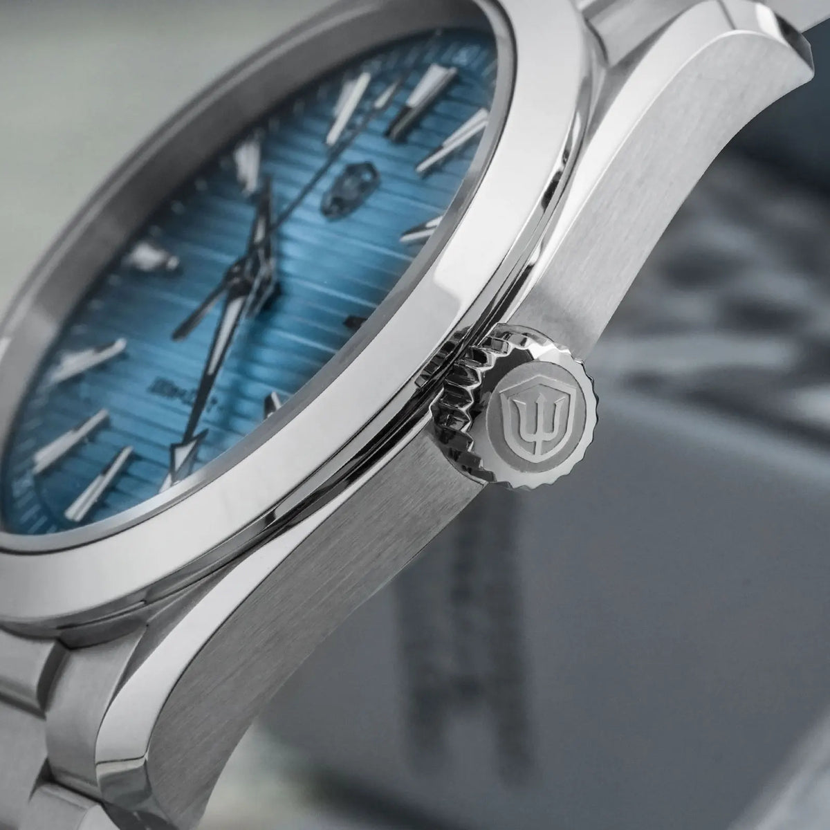 Watchdives WD0006-ur, VH31-urværk med jævn sekundviser, buet safirglas, BGW9-lysende belægning, vandtæt til 10 bar, 38 mm, vintage-stil