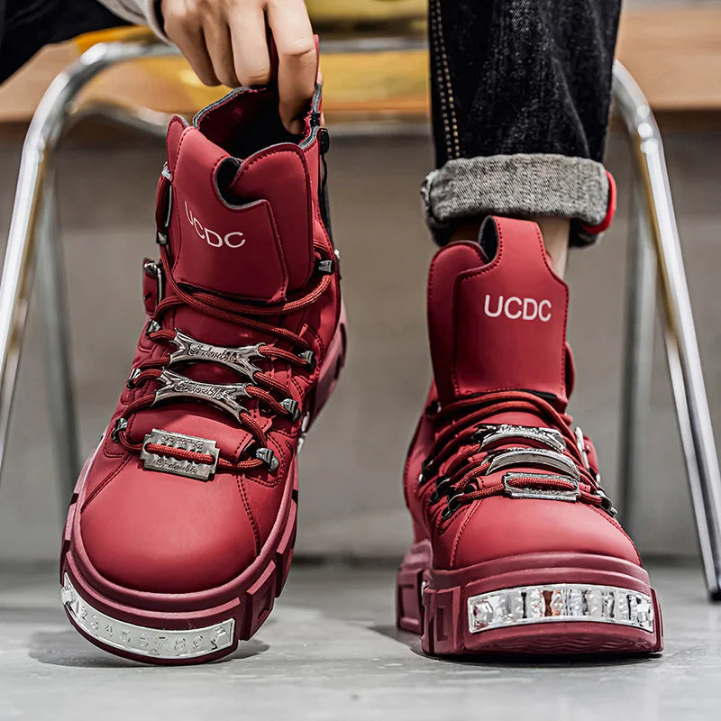 Baskets montantes noires à rivets, mode, pour homme, en cuir, design de luxe, chaussures de ville, style gothique et punk, bottes de moto pour homme, grandes tailles jusqu'à la taille 46