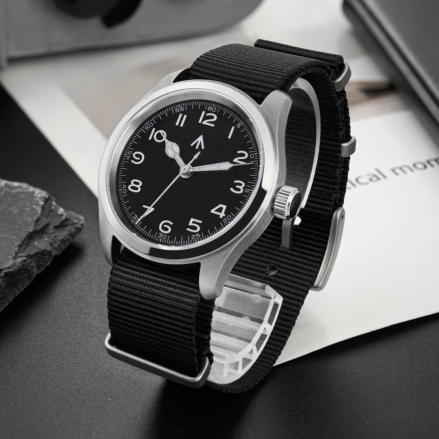 Militado ML08 V2 Vintage-Quarzuhr Military VH31-Uhrwerk Doppeltes Saphirglas C3 BGW-9 Leuchtend Wasserdicht 38mm Uhr