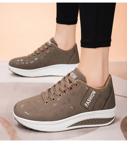 Women’s Outdoor Thick-Bottom Swinging Casual Shoes Fashion Platform Large 42 Flat-Bottom Walking Sports Shoes Walking and Running