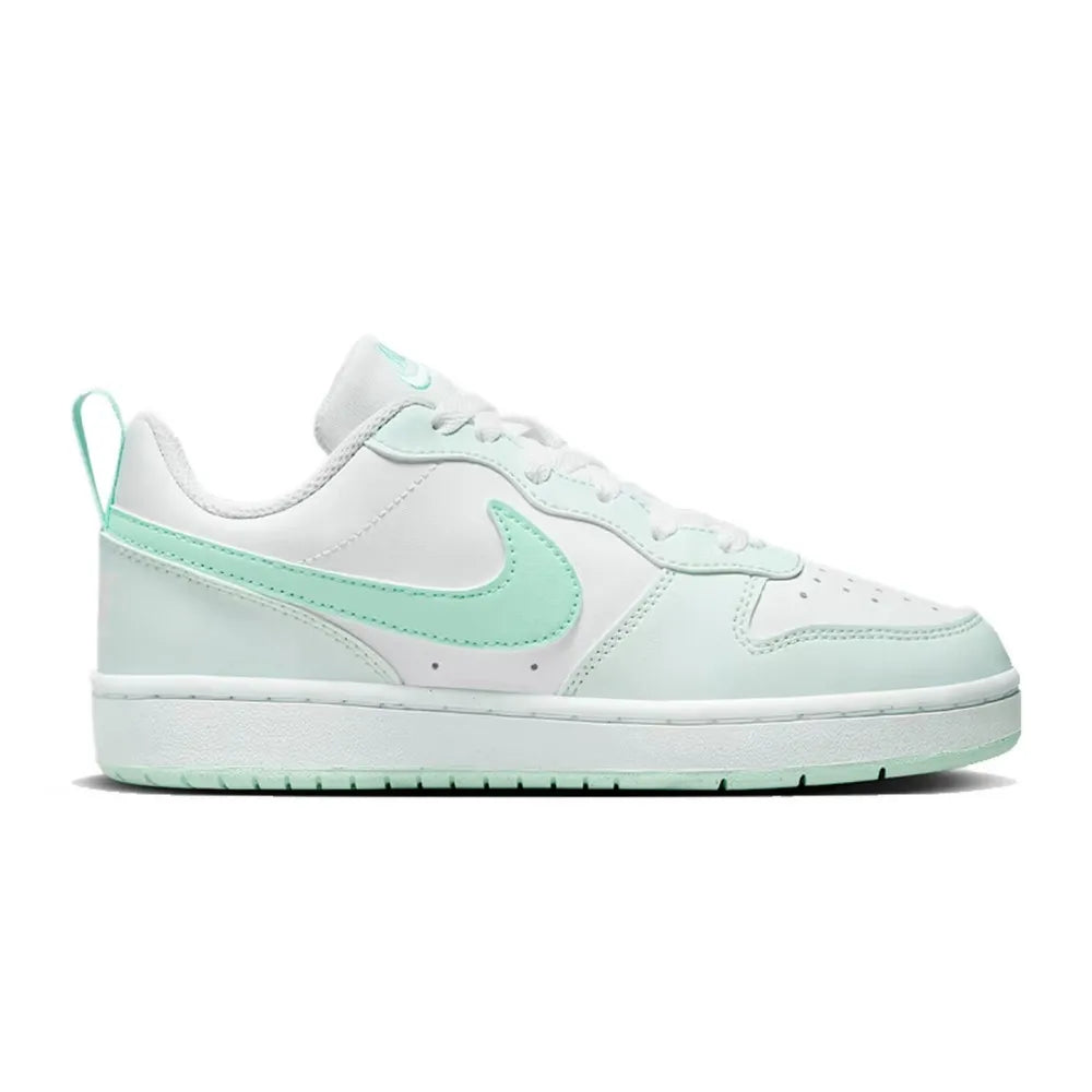 Nike COURT stijlvolle, veelzijdige en comfortabele damessneakers: casual, antislip, duurzaam in wit en mintgroen FZ3539-100