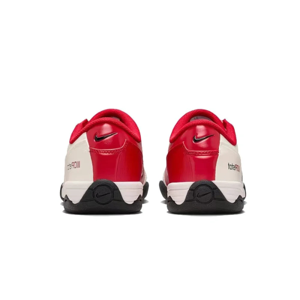 Nike Total 90 III – stylowe, minimalistyczne, wygodne, dobrze dopasowane, antypoślizgowe i wytrzymałe niskie buty piłkarskie (unisex, białe) HQ2851-100