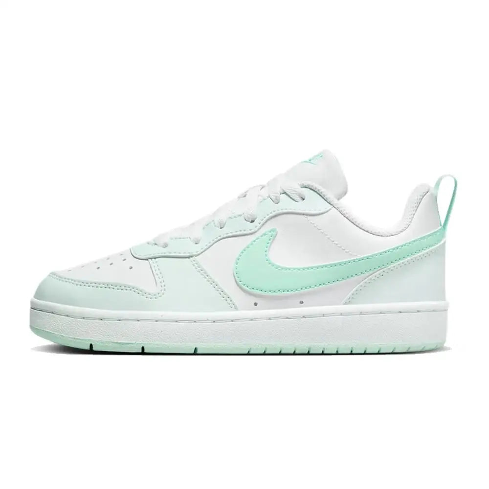 Nike COURT stijlvolle, veelzijdige en comfortabele damessneakers: casual, antislip, duurzaam in wit en mintgroen FZ3539-100