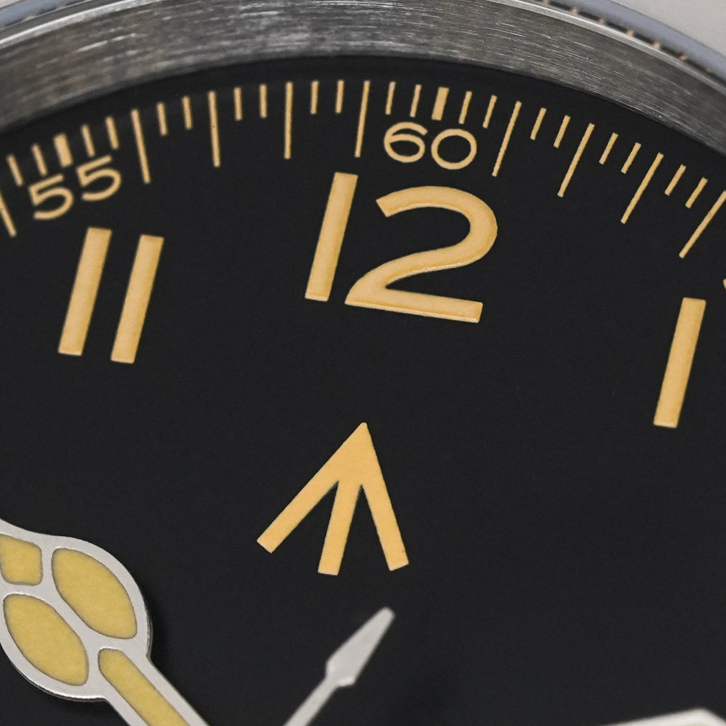 Militado ML08 V2 Vintage-Quarzuhr Military VH31-Uhrwerk Doppeltes Saphirglas C3 BGW-9 Leuchtend Wasserdicht 38mm Uhr