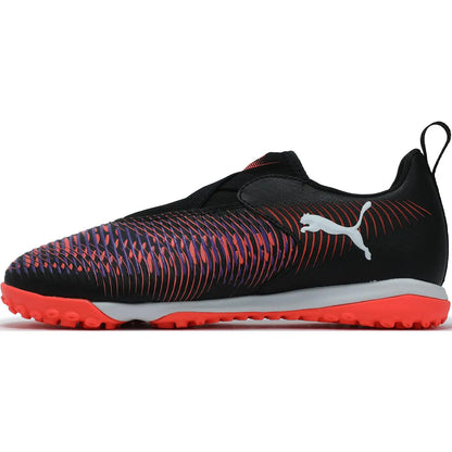 Puma Future 8 Match TT, collection de chaussures de football, modèle confortable et polyvalent, chaussures de football basses pour enfants, 108391-01.