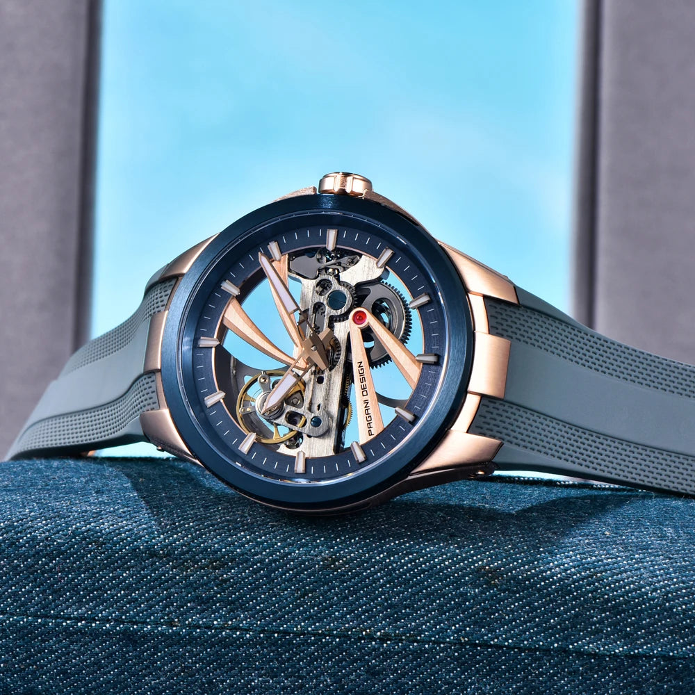 Ανδρικό ρολόι PAGANI DESIGN – Πολυτελές αυτόματο μηχανικό μοντέλο, τύπου «σκελετού» (με ανοιχτή καρδιά), εξοπλισμένο με τουρμπιγιόν, ζαφειρένιο κρύσταλλο με αντιανακλαστική επίστρωση, αδιάβροχο και φωταυγές.