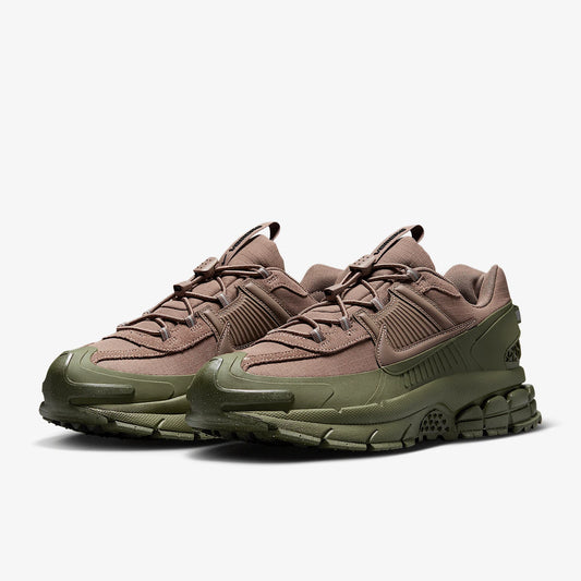 Nike uradni originalni jesenski in zimski novi moški čevlji »Dad Shoes« s patchwork vzorcem in blazinastim trakom FV2295-201