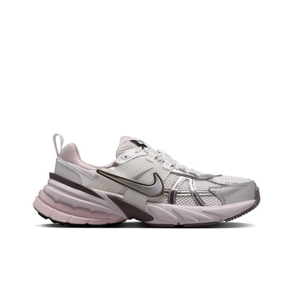 POIZON Nike V2K Run Platinum Tint Summit White Cave Stone Metallic Silver Women's FD0736-010