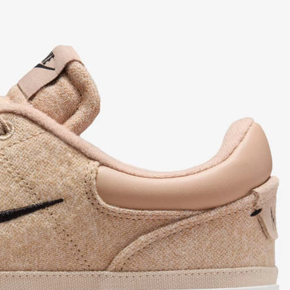 Sneakers casual da donna Nike Court Legacy Lift originali e autentiche FZ2606-200