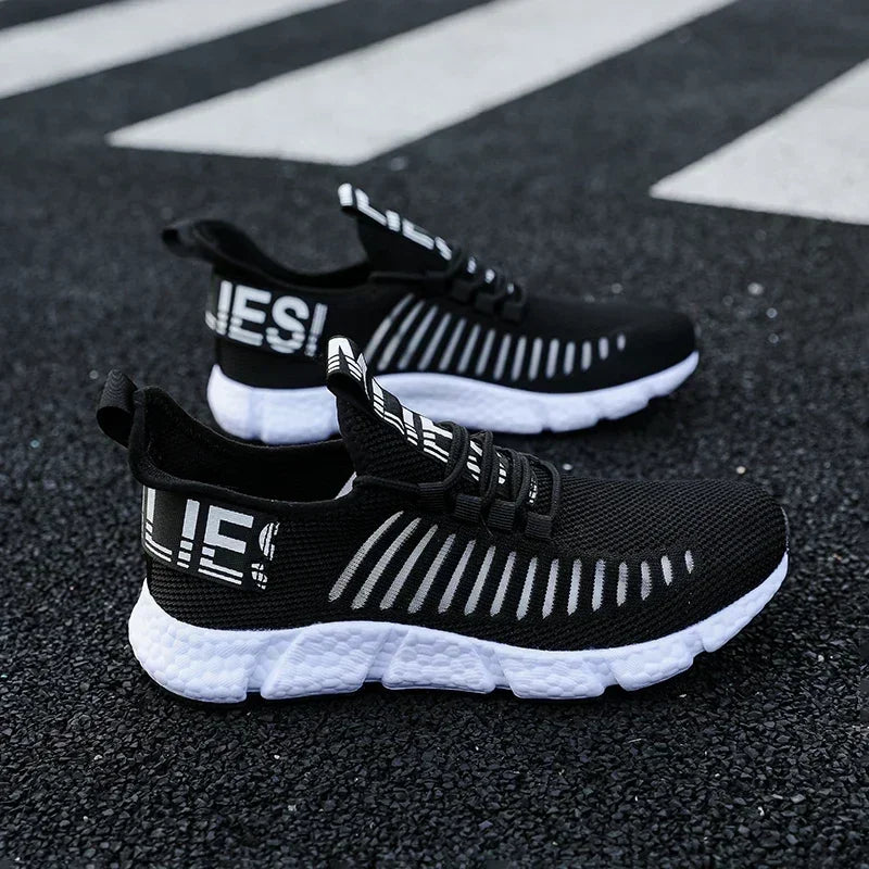 Summer Men's Sneakers Lightweight Breathable Mesh Outdoor Casual Shoes Fashionable Tennis Training Shoes Men's Shoes Free Shipping