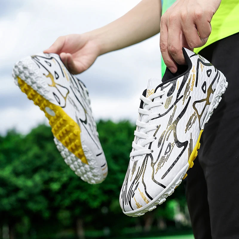 Nouveaux hommes chaussures de Football Sport formation bottes de Football doux ultraléger respirant professionnel baskets unisexe herbe crampons Match