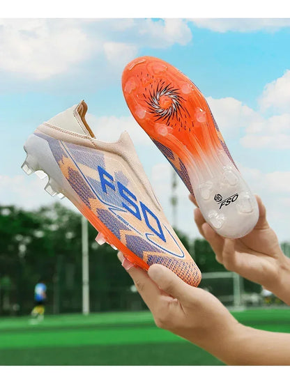 Nouvelles chaussures de football pour hommes, crampons de gazon très vendus, chaussures de football respirantes, chaussures de match de haute qualité, baskets antidérapantes pour garçons, légères pour l'extérieur