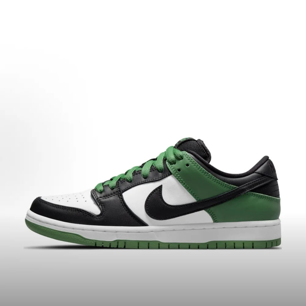 Nike Dunk SB  Trendy and minimalist, these everyday casual sneakers offer comfort and durability. HF5441-100