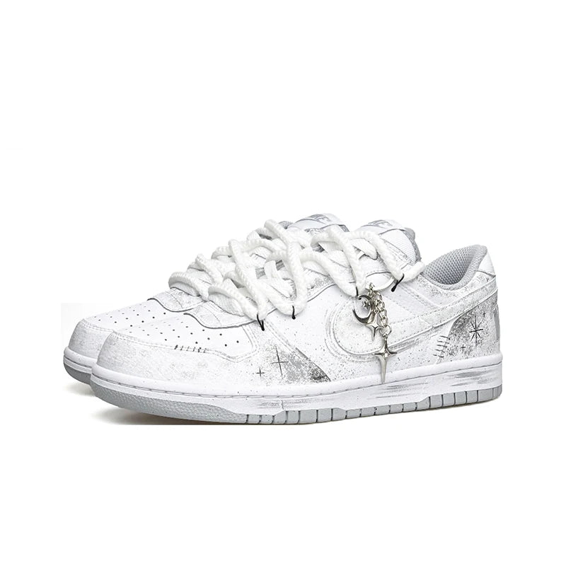 Персонализирани маратонки Nike Dunk Low „Wao“ – специална версия в подаръчна торбичка, High Street, деконструирани, ръчно рисувани, с ориенталски градиент, за мъже