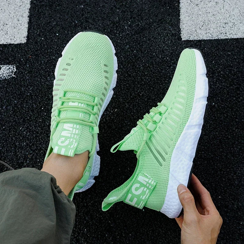 Summer Men's Sneakers Lightweight Breathable Mesh Outdoor Casual Shoes Fashionable Tennis Training Shoes Men's Shoes Free Shipping