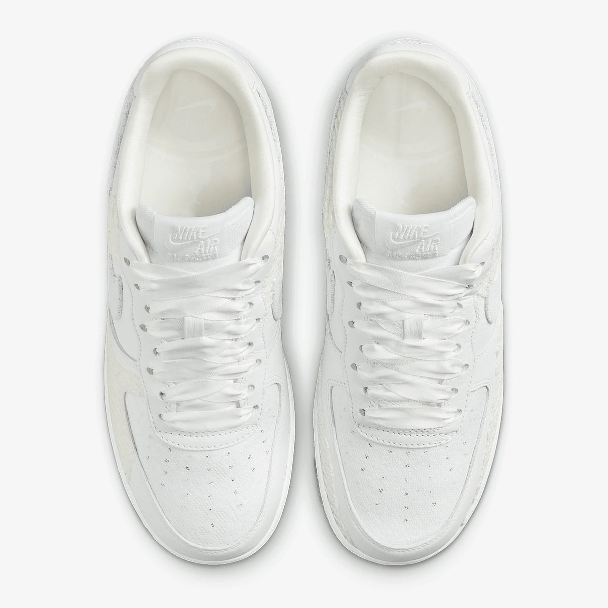 Nike Authentic Air Force 1 AF1 ženske klasične tenisice s debelim potplatom HV6011-111