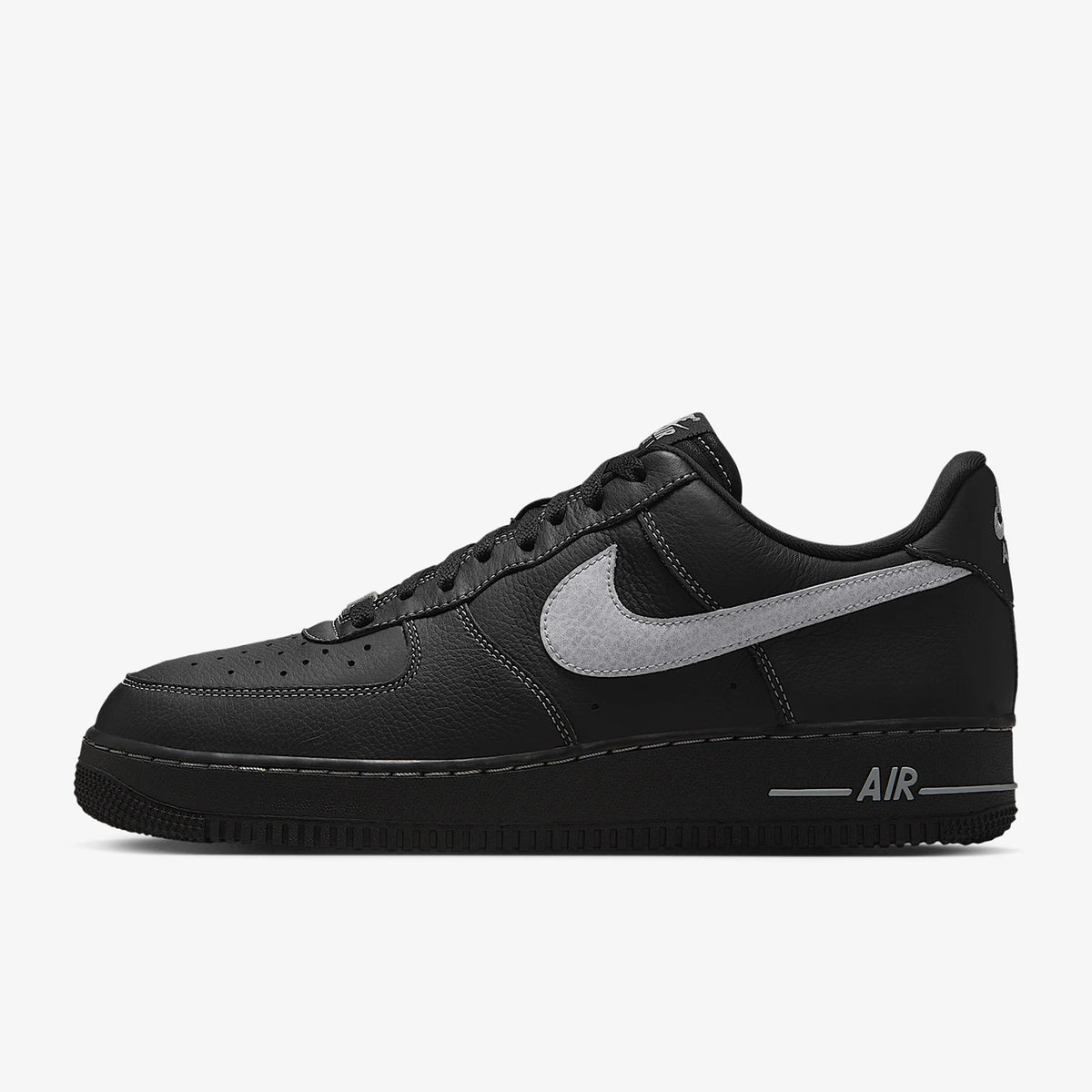 Nike Authentic AIR FORCE 1 07 LV8 Sneakers casual da uomo HQ2037-006