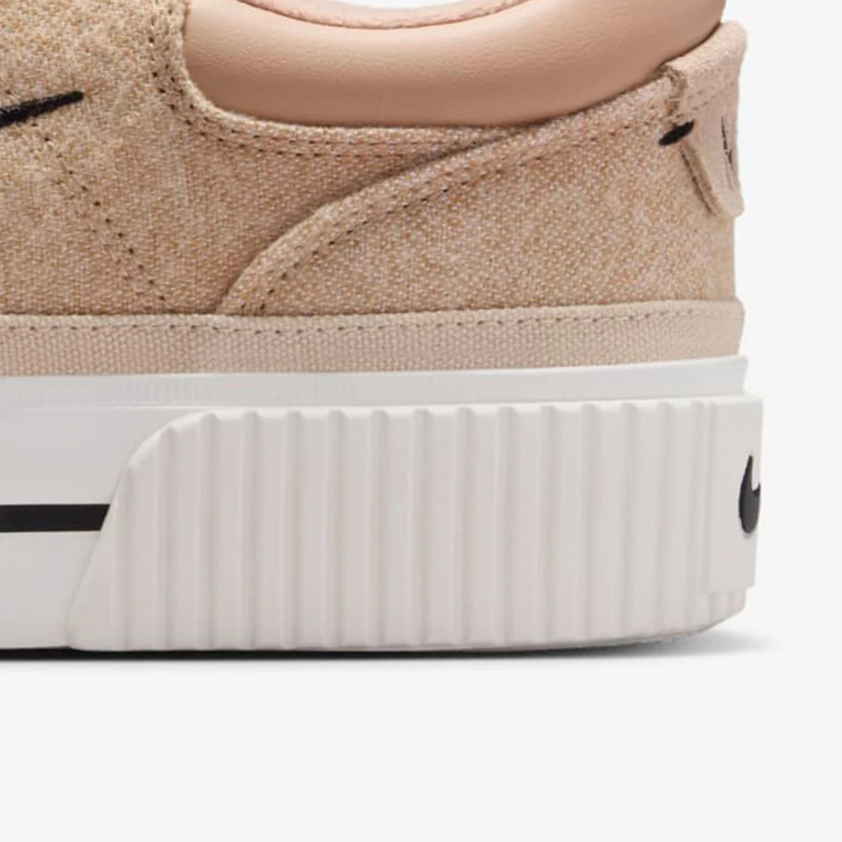 Sneakers casual da donna Nike Court Legacy Lift originali e autentiche FZ2606-200