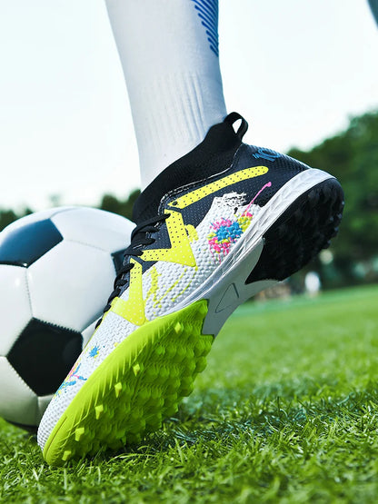Chaussures de football TF pour adultes, semelle en caoutchouc résistante à l'usure pour terrain synthétique, chaussures de football légères en PU pour hommes, pour matchs sur gazon extérieur