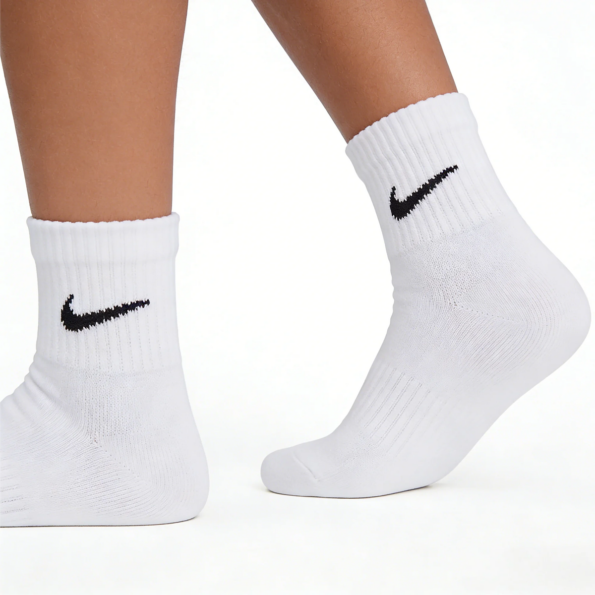 Nike Socks Nike Basketball Thickened Socks Sports Long Socks with Dri-FIT Technology for Breathability 3-Pack SX7667-100