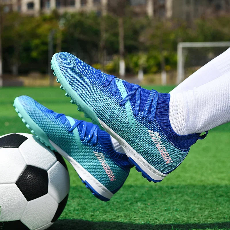 New Men Football Boots Professional Soccer Shoes Cleats Futsal Women Unisex Ultralight Hot Sale High-quality TF/FG Sneakers