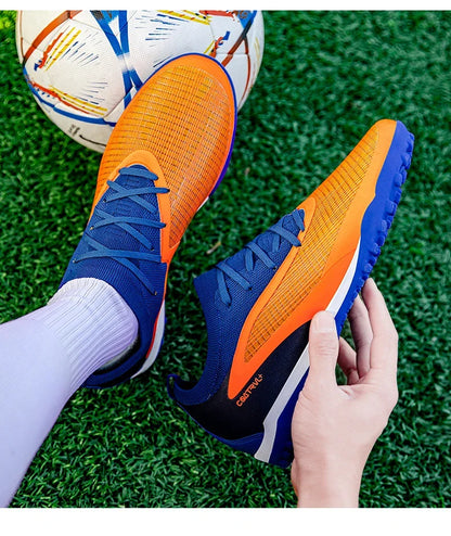 Neue Herren-Fußballschuhe für draußen, atmungsaktive Fußballschuhe für Erwachsene mit rutschfester Sohle, lange Stollen, Sportschuhe für Training, Jungen und Spiel, komfortabel