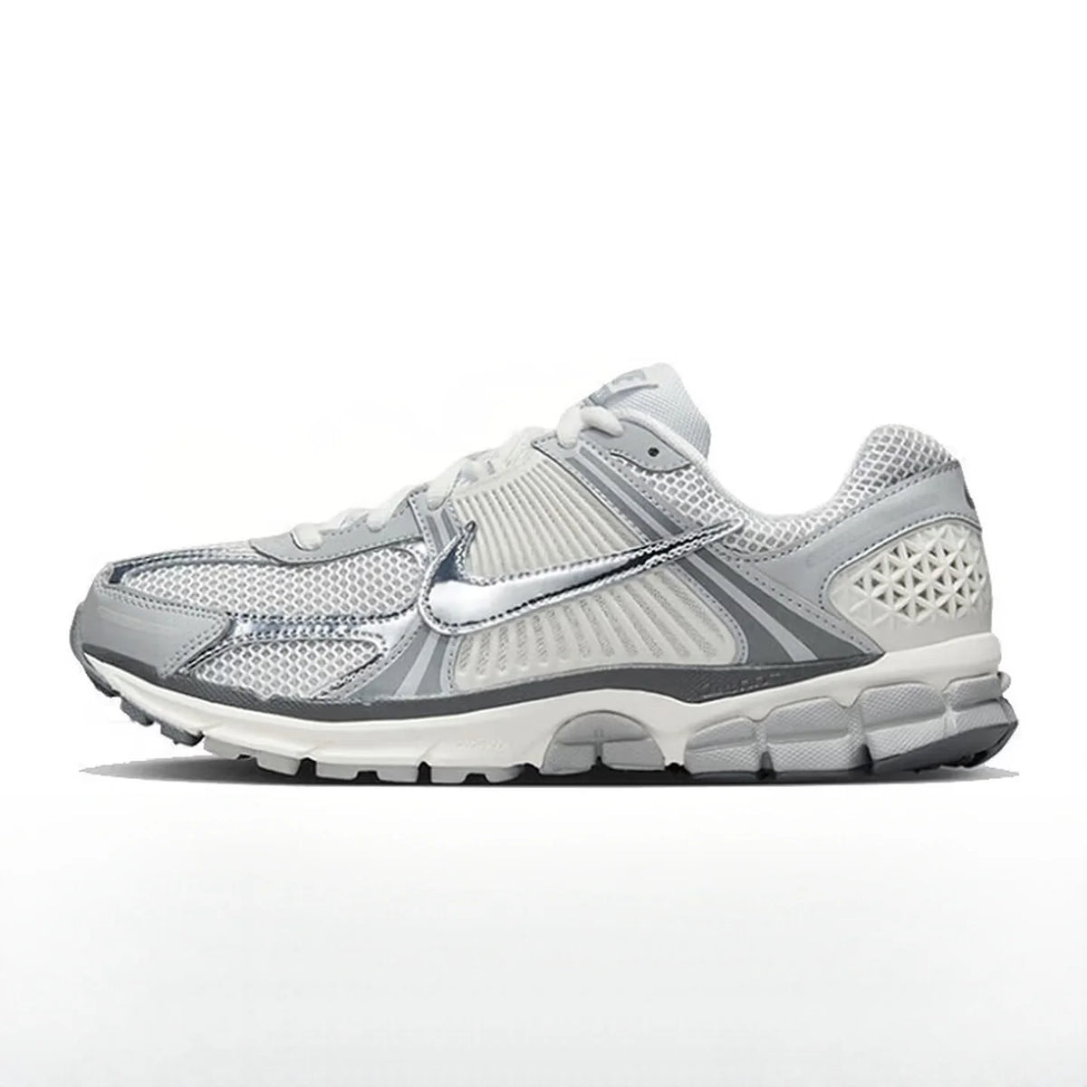 Nike Zoom Vomero 5 Comfort Classic: scarpe da corsa unisex basse, traspiranti, con supporto, casual, da allenamento, urbane e per gli spostamenti quotidiani HJ7247-099