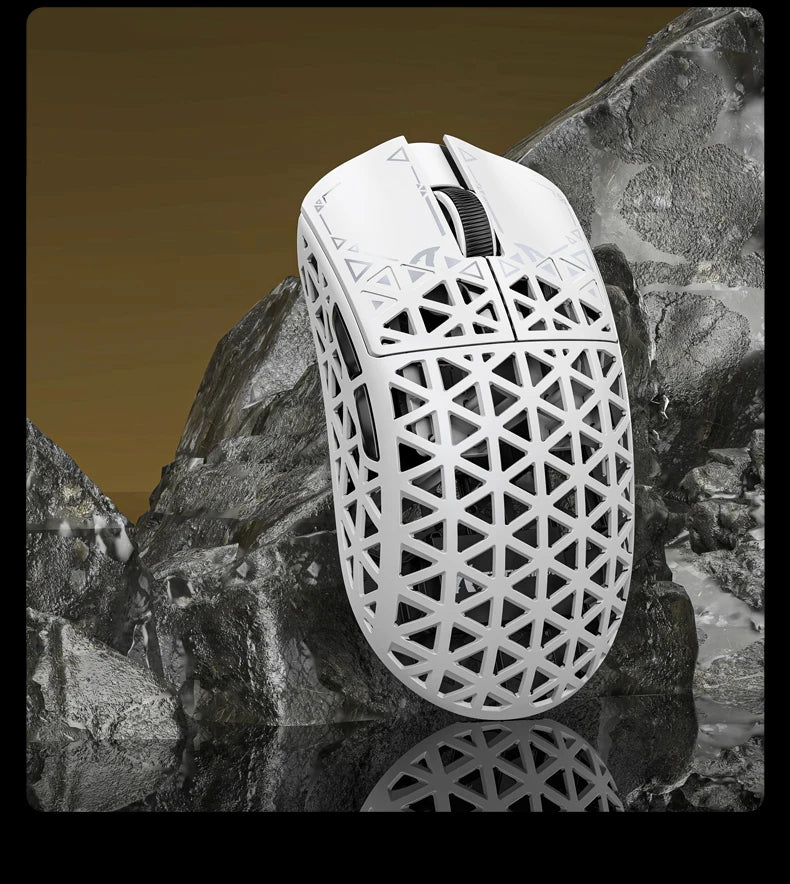 ATTACK SHARK R5 Tri-mode Ultra Wireless Gaming Mouse Carbon Fiber 8K, PAW3950MAX, 8000Hz Wireless Polling Rate, DPI up to 42000