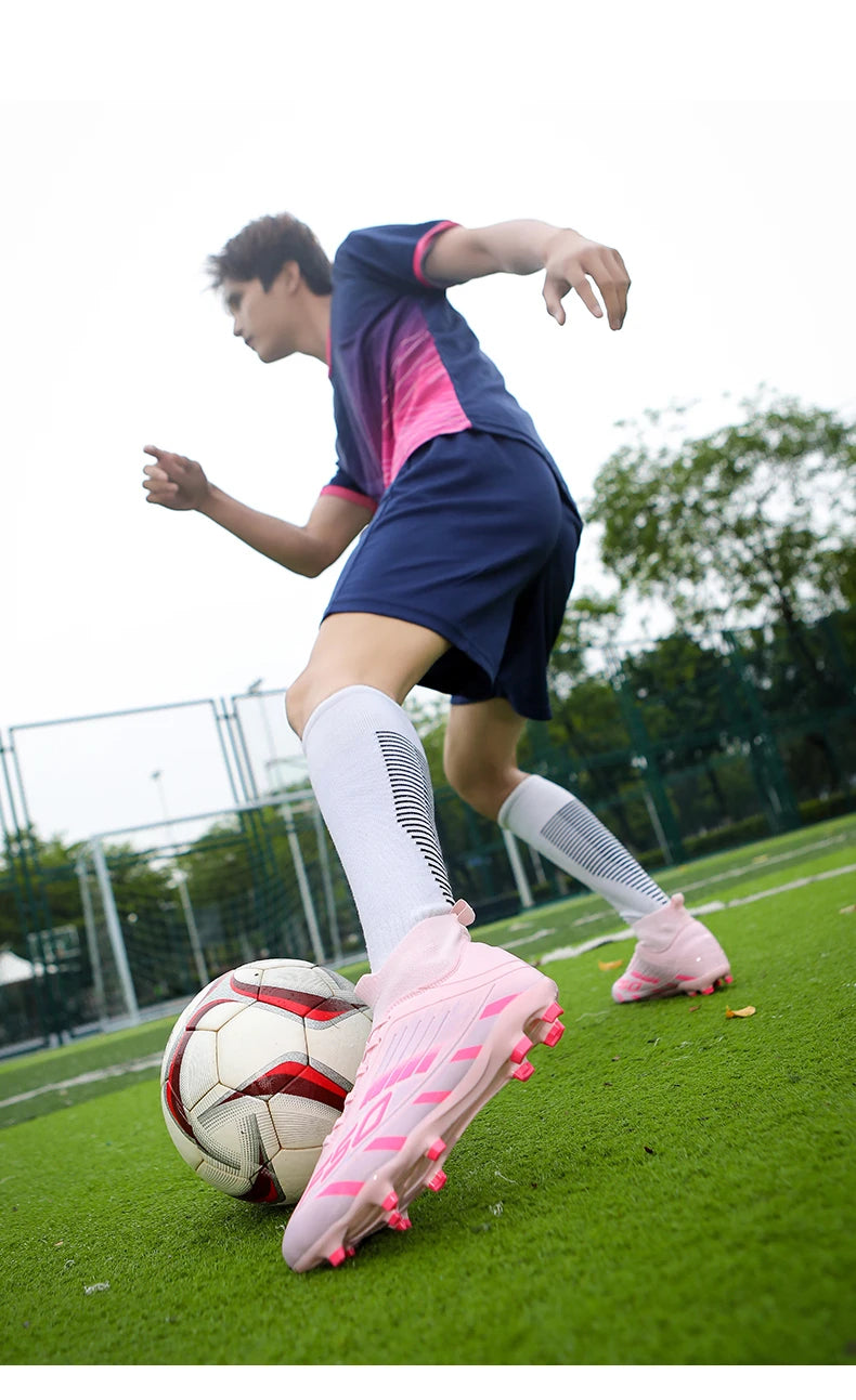 New Men Football Boots Non-Slip Boys Grass Cleats High-quality Match Soccer Shoes Hot-selling Sneakers Outdoor High-top Light