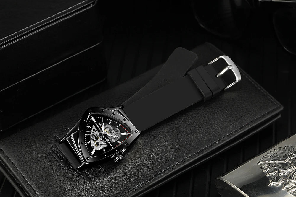 WINNER automatisk herreur, trekantet skeletdesign, selvlysende visere, gummiarmbånd, militærstil, luksuriøst mekanisk ur