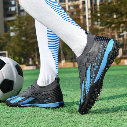 Nouveaux hommes chaussures de Football Futsal bottes de Football en salle Sport Match formation enfants TF crampons herbe cheville vente chaude haute qualité lumière
