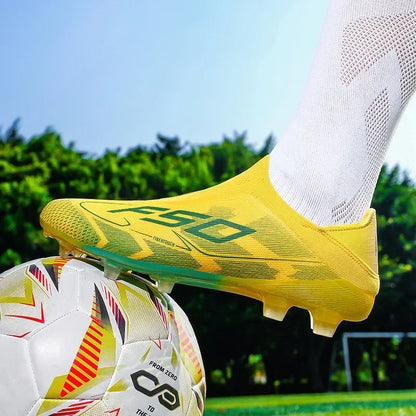 Nouvelles chaussures de football pour hommes, crampons de gazon très vendus, chaussures de football respirantes, chaussures de match de haute qualité, baskets antidérapantes pour garçons, légères pour l'extérieur