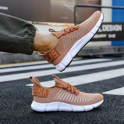 Summer Men's Sneakers Lightweight Breathable Mesh Outdoor Casual Shoes Fashionable Tennis Training Shoes Men's Shoes Free Shipping