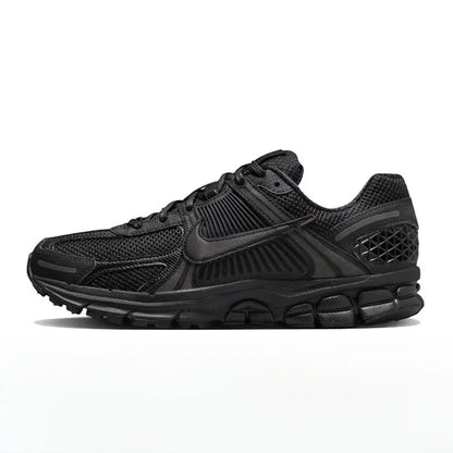 Nike Zoom Vomero 5 Comfort Classic: scarpe da corsa unisex basse, traspiranti, con supporto, casual, da allenamento, urbane e per gli spostamenti quotidiani HJ7247-099