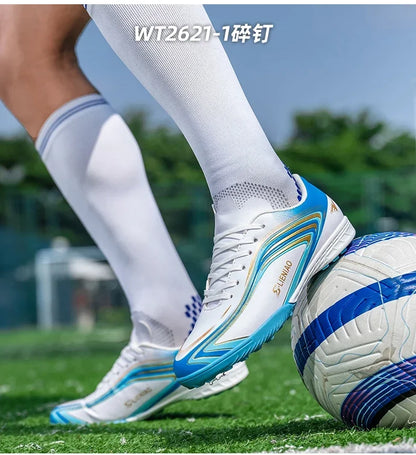 Nouvelles chaussures de football pour hommes, baskets de haute qualité, crampons de futsal pour gazon, chaussures de football d'intérieur très vendues, chaussures d'entraînement antidérapantes pour l'extérieur
