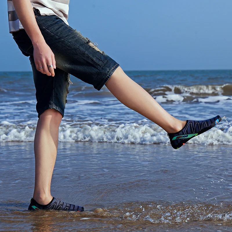 Aqua-schoenen, sneldrogende strand- en waterschoenen, unisex zwem-aquaslippers, barefoot-surfschoenen, Upstream-sneakers, lichte zomersokken voor buiten