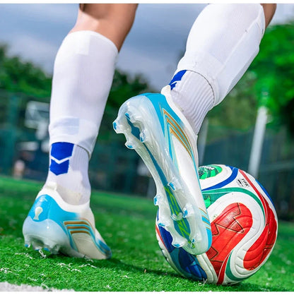 Nouvelles chaussures de football pour hommes, baskets d'entraînement de haute qualité, chaussures de soccer, crampons pour terrain en herbe, futsal, matchs en salle, antidérapantes, best-seller, pour l'extérieur