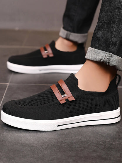 New Men Sports Shoes Mesh Breathable Casual Shoes Outdoor EVA Soft-Soled Walking Shoes Lightweight Comfortable Men Sports Shoes