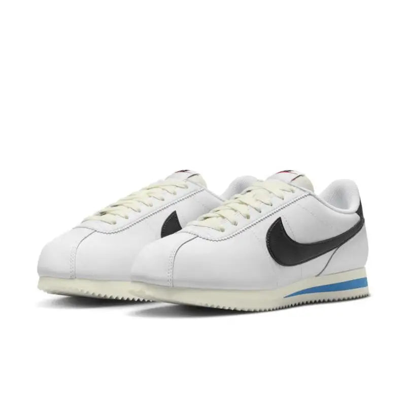 NIKE W CORTEZ Scarpe da skateboard da donna Sneakers Comode e traspiranti in cotone, modello low-top da donna