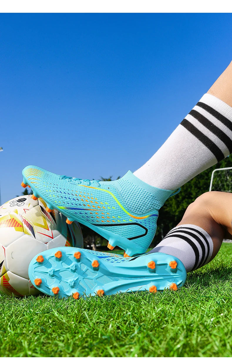 New Men Soccer Shoes Hot Sale High-quality Futsal Football Boots Unisex Cleats Ultralight Women Professional TF/FG Sneakers