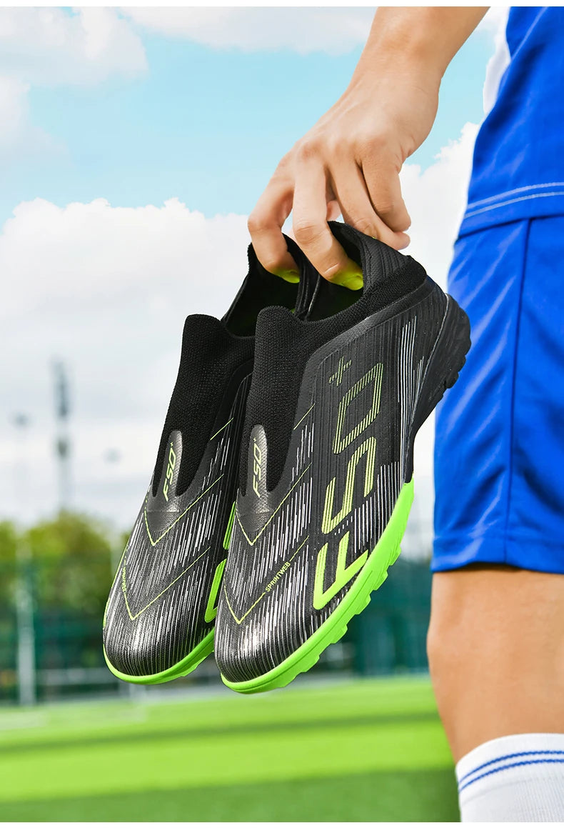 Nouvelles chaussures de football pour hommes, antidérapantes, pour futsal en salle, crampons pour terrain gazonné, baskets de haute qualité, modèle haut de gamme, très vendues, pour l'extérieur
