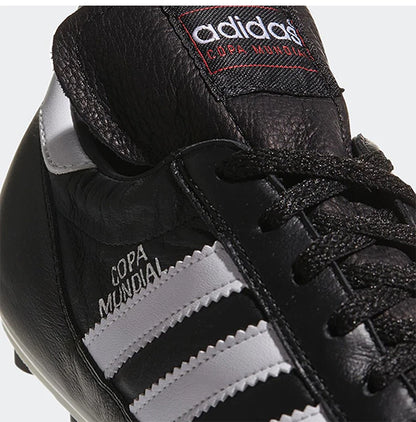 Sapatilhas de futebol Adidas Authentic New Season para homem, de cano baixo, com atacadores 015110