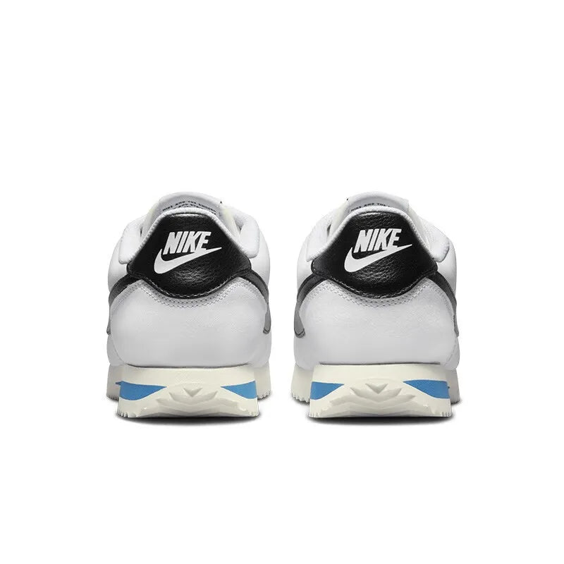 NIKE W CORTEZ Scarpe da skateboard da donna Sneakers Comode e traspiranti in cotone, modello low-top da donna